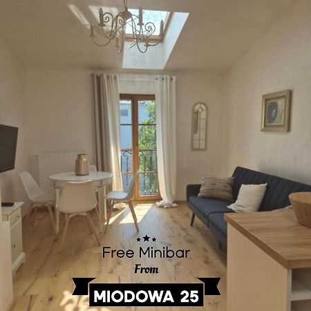 Aparthotel Miodowa 25 Krakow Bagian luar foto