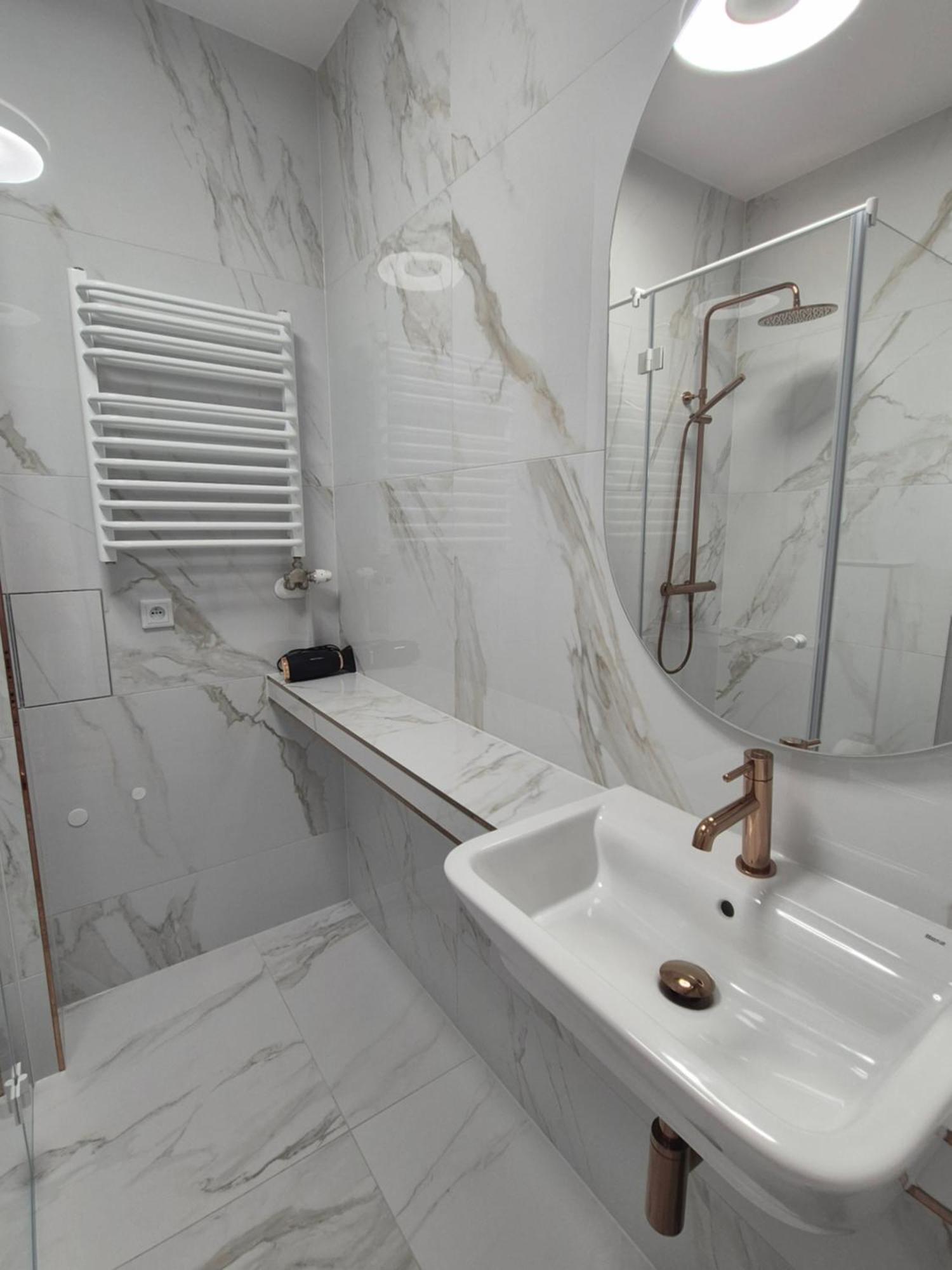 Aparthotel Miodowa 25 Krakow Bagian luar foto