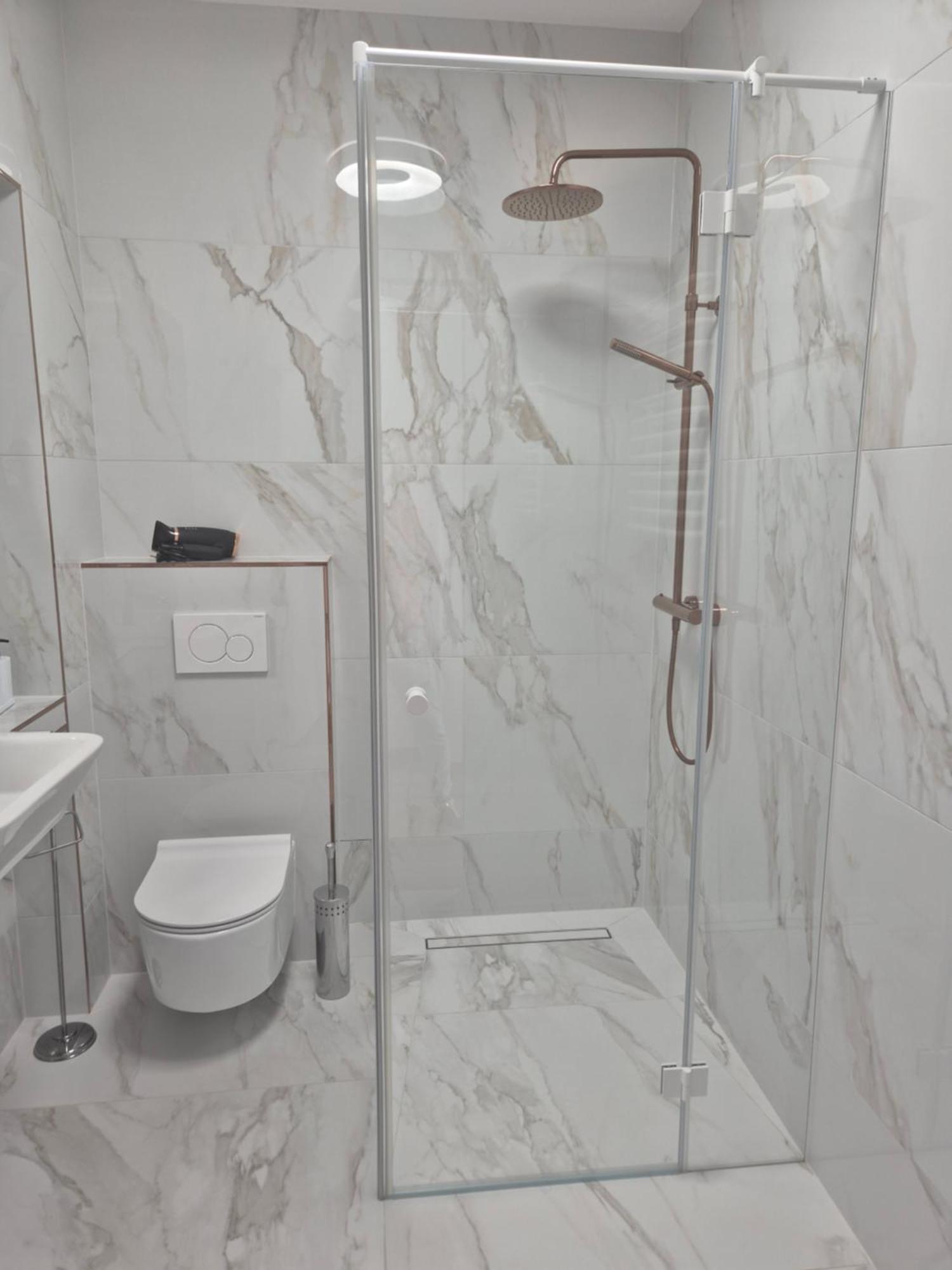 Aparthotel Miodowa 25 Krakow Bagian luar foto